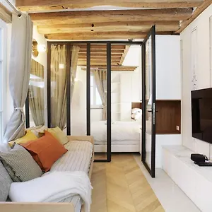 superb-apartment-place-des-vosges-le-marais.fr-paris.fr/
